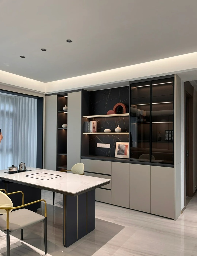 trang trí tủ phòng khách