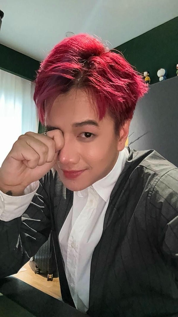 Hình nền Lou Hoàng (2)