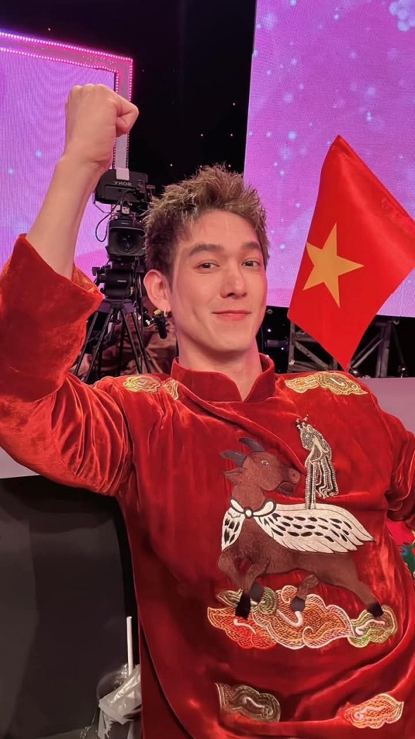 Hình nền Song Luân (4)