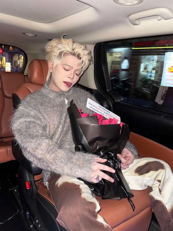 ảnh Rhyder cuti 31