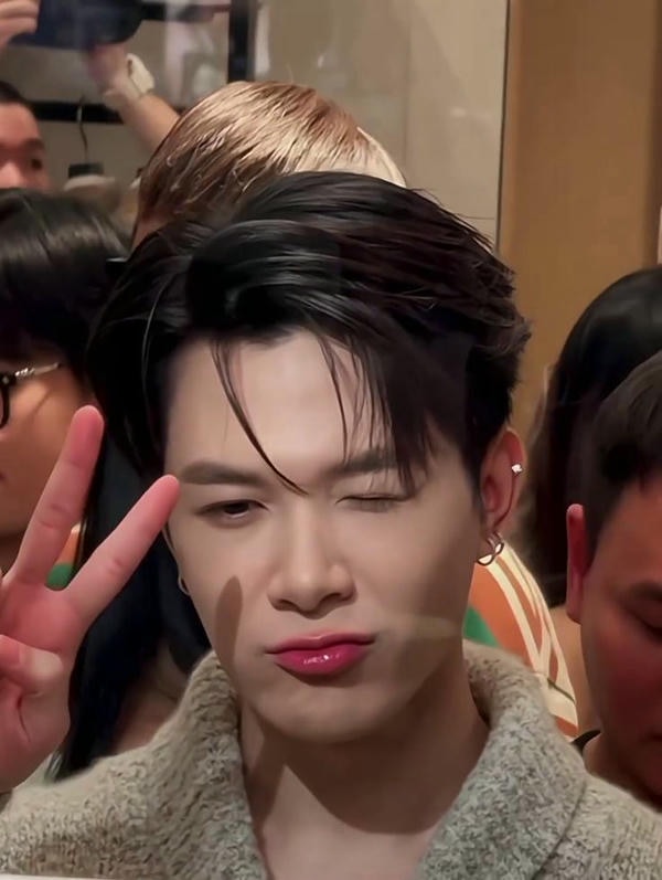 ảnh anh tú atus cute 9