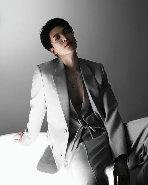 ảnh anh tú atus ngầu 1