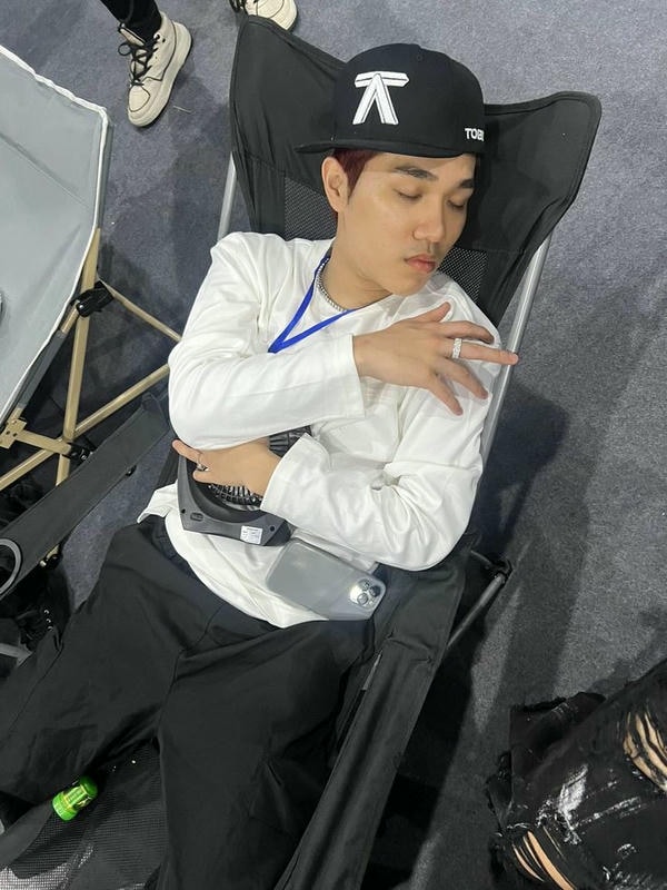 ảnh captain boy dìm 5