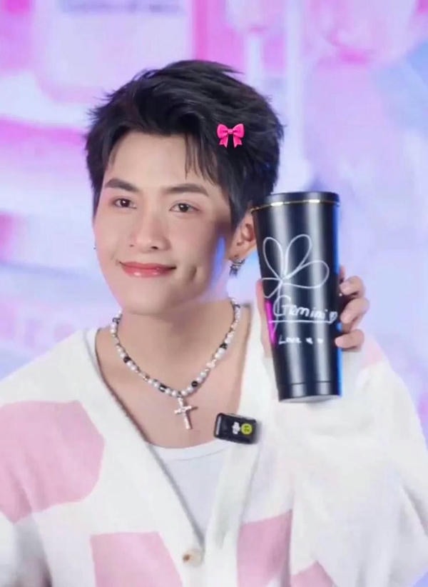 ảnh hùng huỳnh cute 3