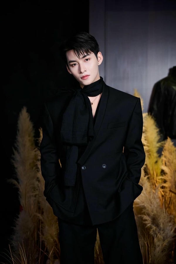 ảnh hùng huỳnh ngầu 3