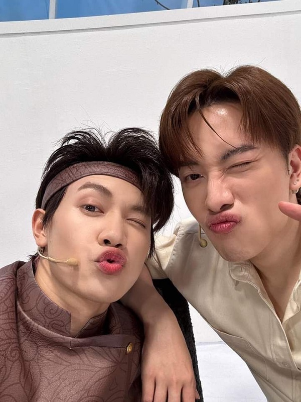 ảnh jsol thái sơn và nicky 2