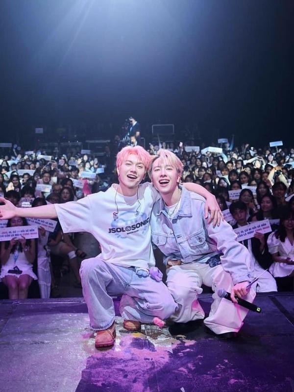 ảnh jsol thái sơn và nicky 9