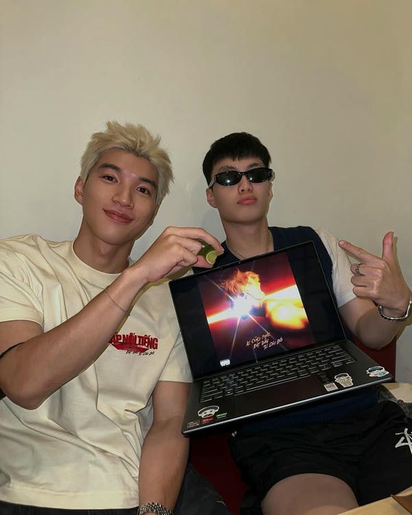 ảnh negav và hiếu thứ hai 2