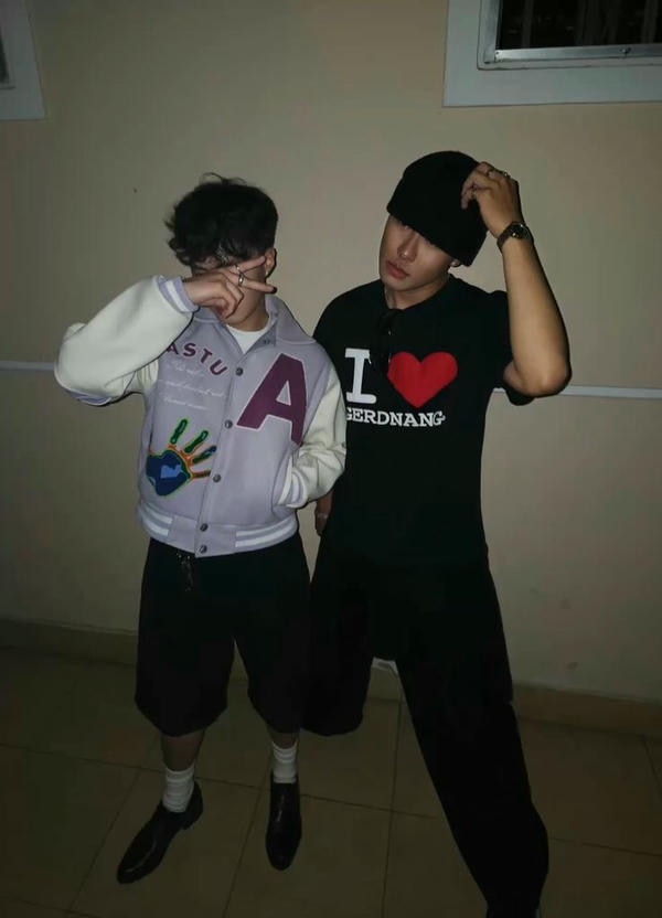 ảnh negav và hurrykng 2