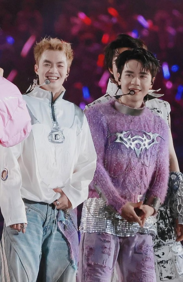 ảnh negav và quang hùng 4