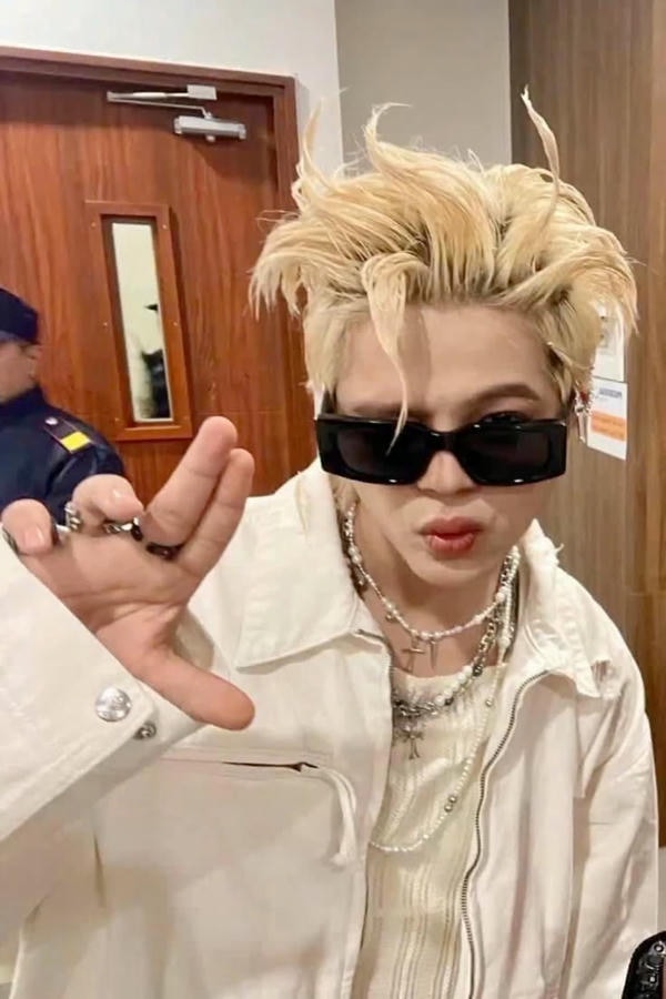 ảnh rhyder cute chu mỏ (5)