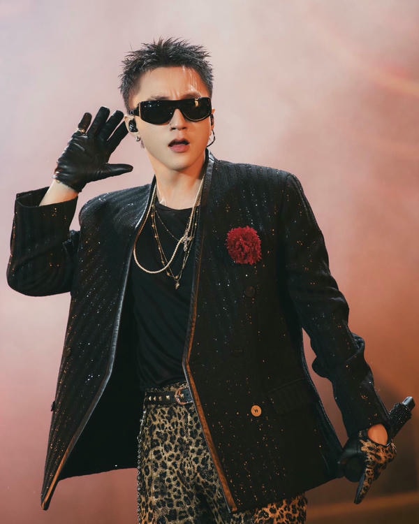 ảnh sơn tùng mtp mới nhất 6