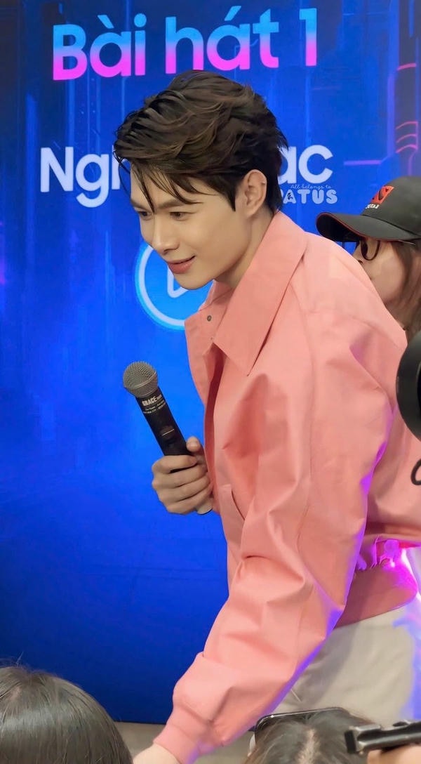 hình nền Anh Tú Atus 33