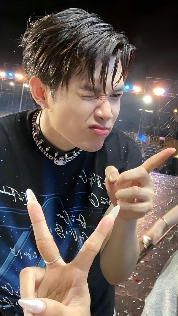 hình nền Anh Tú Atus 6