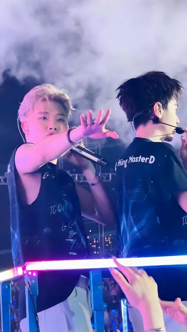 hình nền dương domic và quang hùng 5