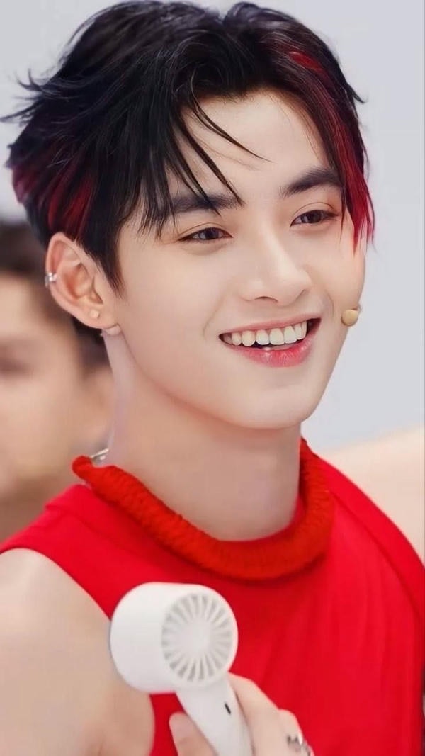 hình nền hùng huỳnh 13