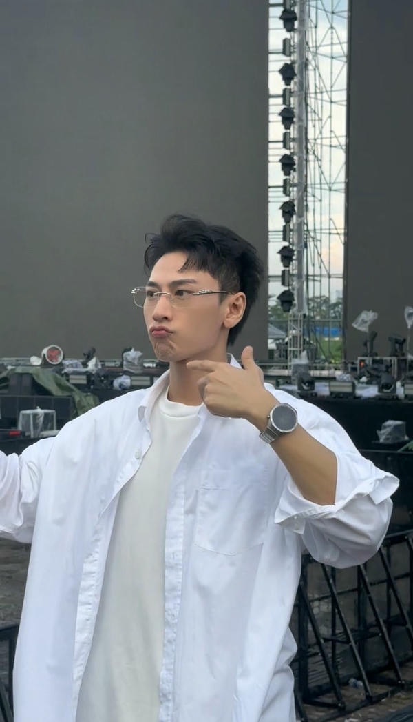 hình nền issac 12