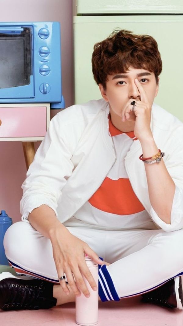 hình nền ngô kiến huy 33