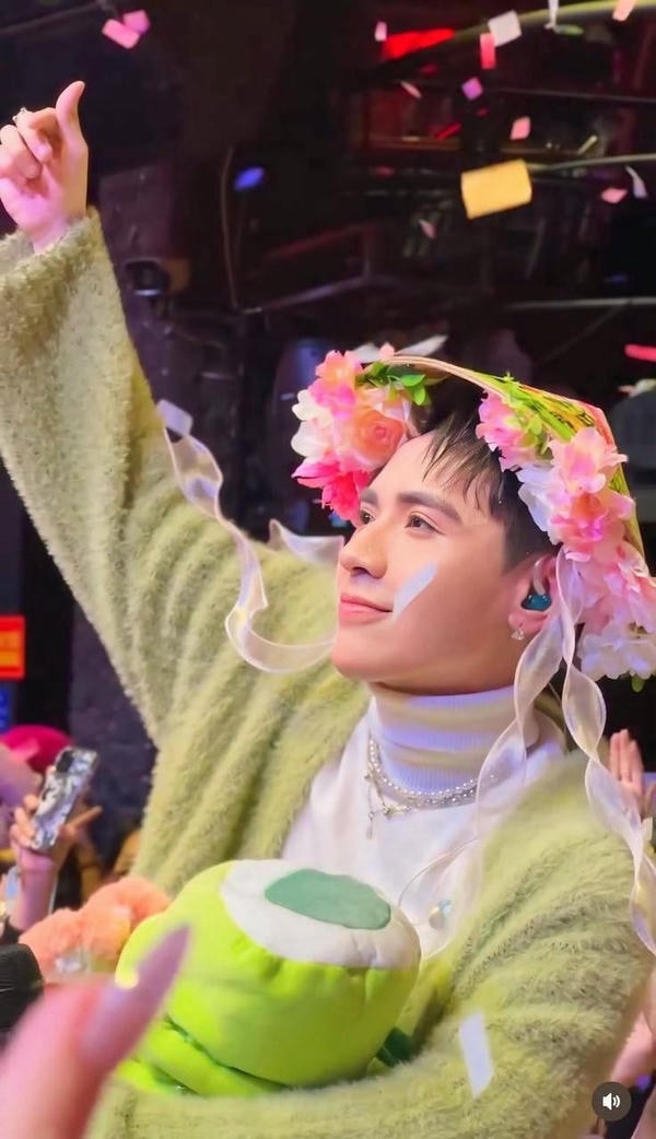 hình nền quang hùng masterd 4