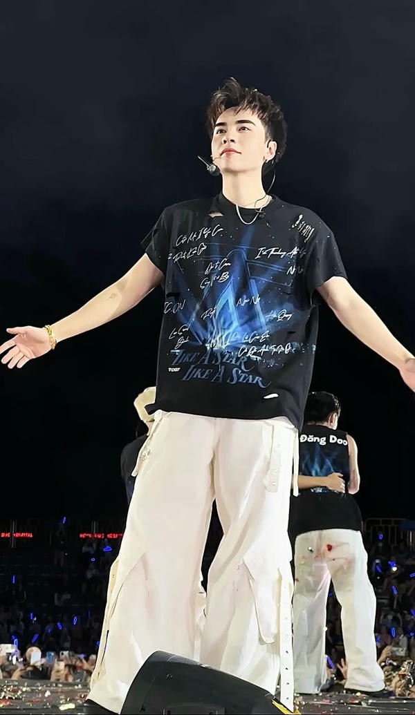 hình nền quang hùng masterd 8