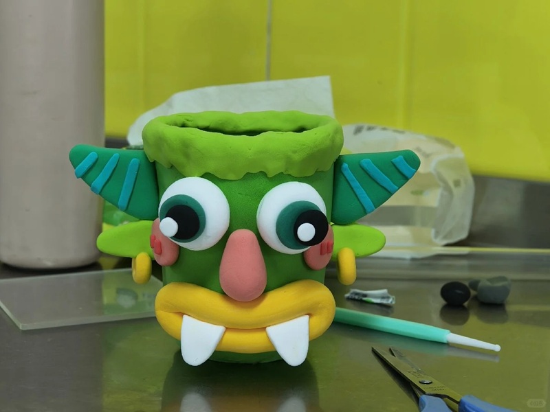 tái chế chai nhựa thành đồ trang trí 17