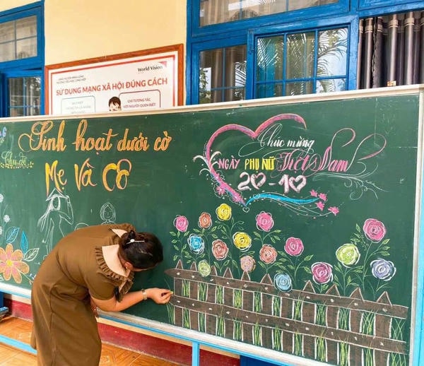 trang trí bảng 20 10 9