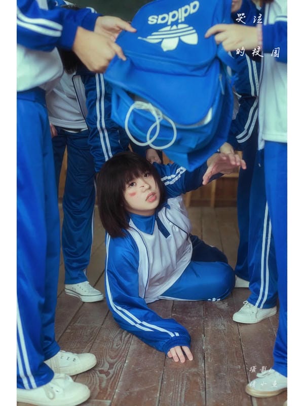 Hình ảnh bạo lực học đường (22)