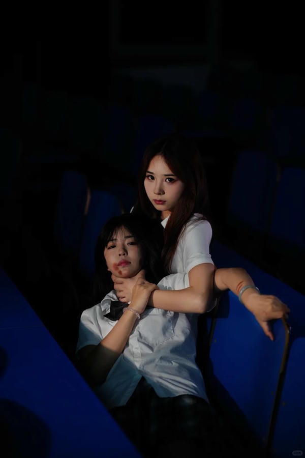 Hình ảnh bạo lực học đường (27)