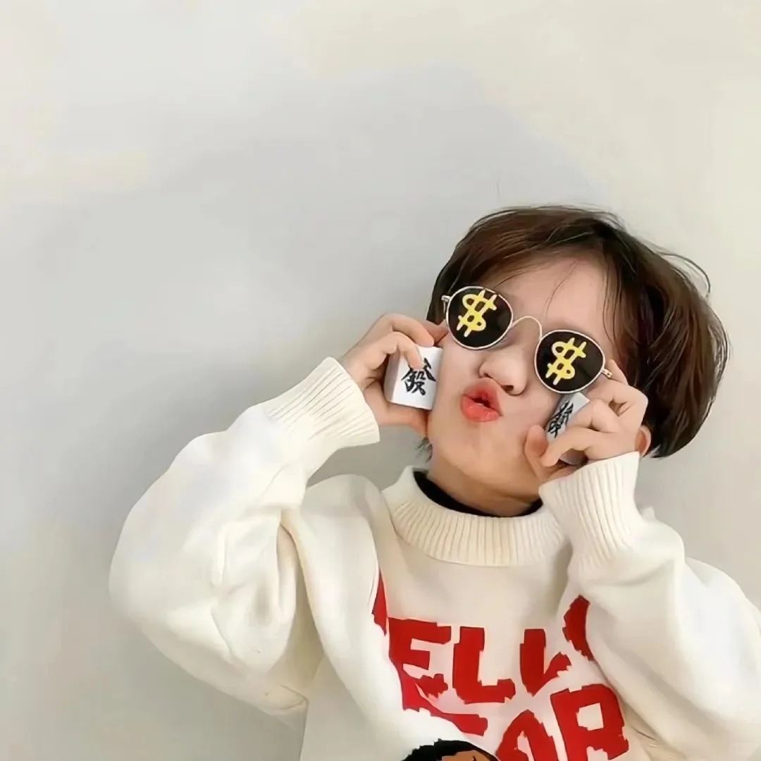 Hình ảnh em bé trai dễ thương (9)