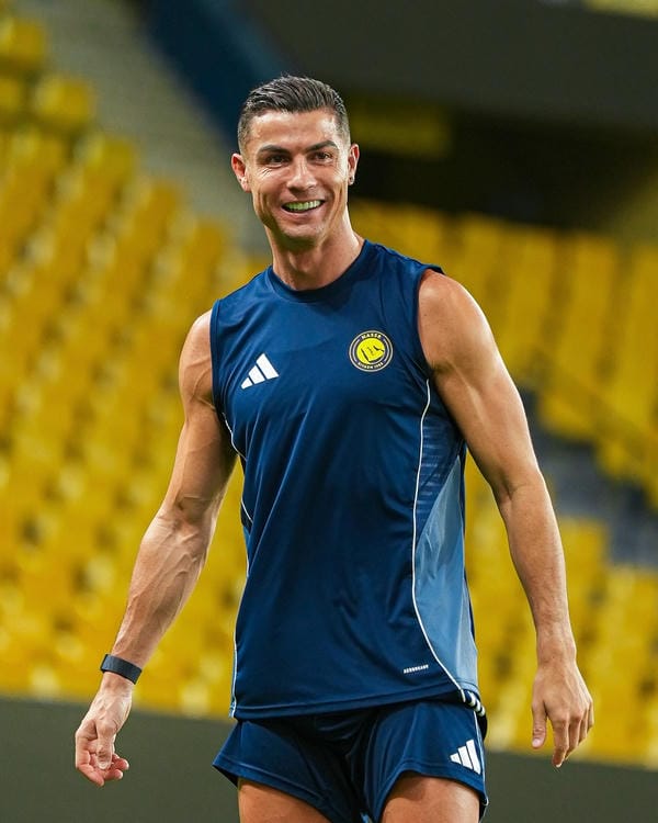 ảnh Ronaldo ngầu 15