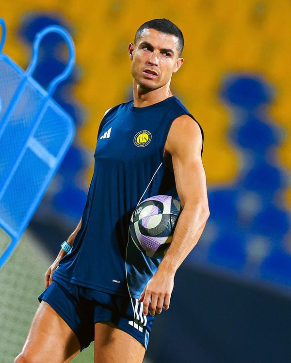 ảnh Ronaldo ngầu 28