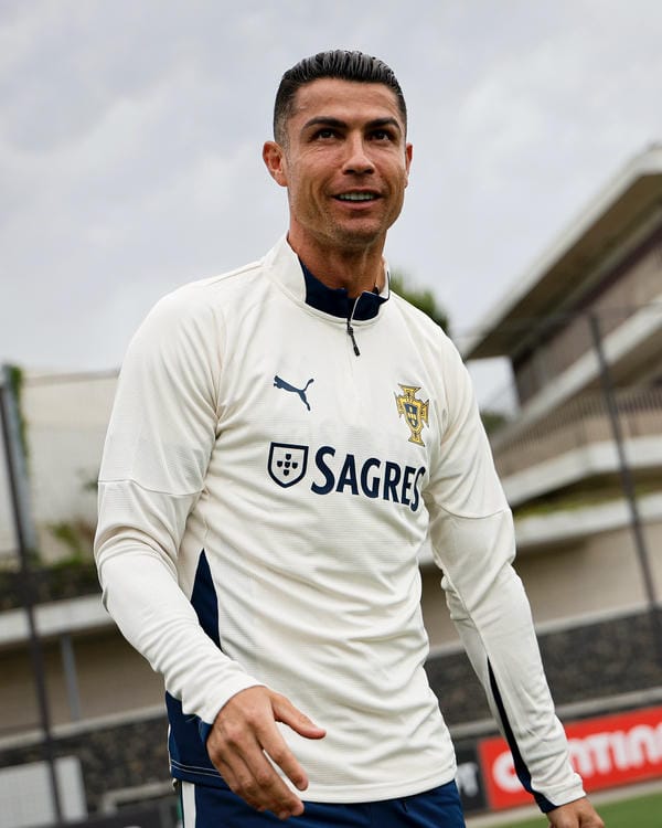 ảnh Ronaldo ngầu 7