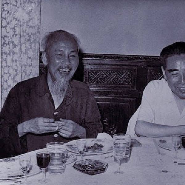 ảnh bác hồ đen trắng 15