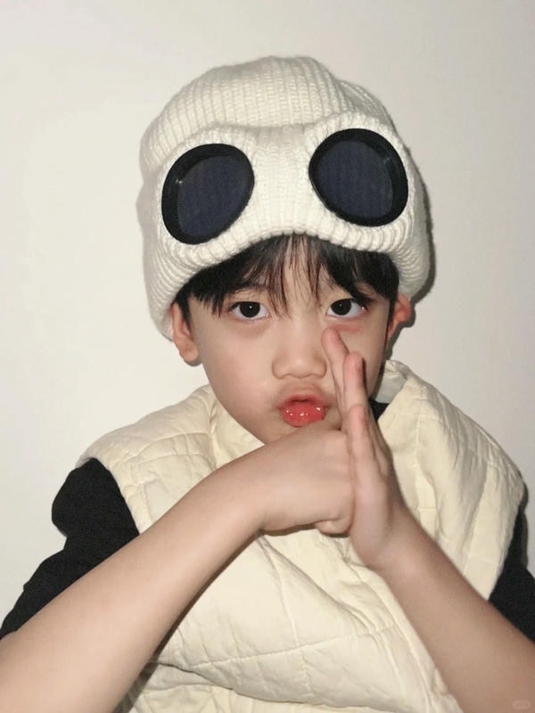 ảnh bé trai đáng yêu 13