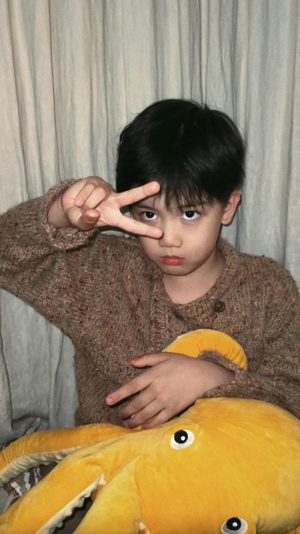 ảnh bé trai đáng yêu 22