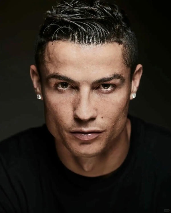 ảnh cầu thủ ronaldo siêu ngầu