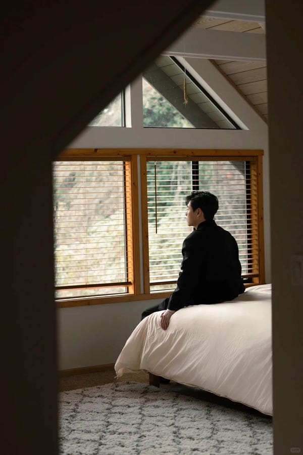 ảnh con trai buồn 17