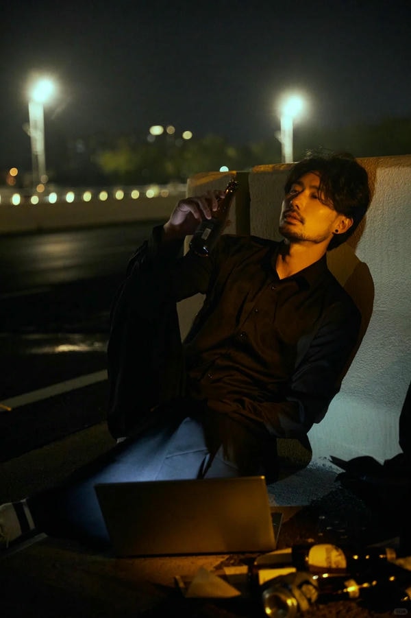 ảnh con trai buồn 7