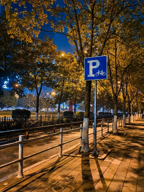 ảnh đường phố về đêm 18