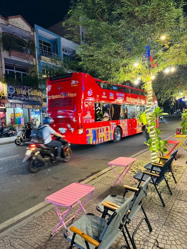 ảnh đường phố về đêm 20