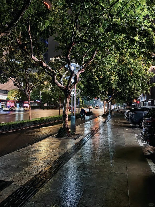 ảnh đường phố về đêm 3