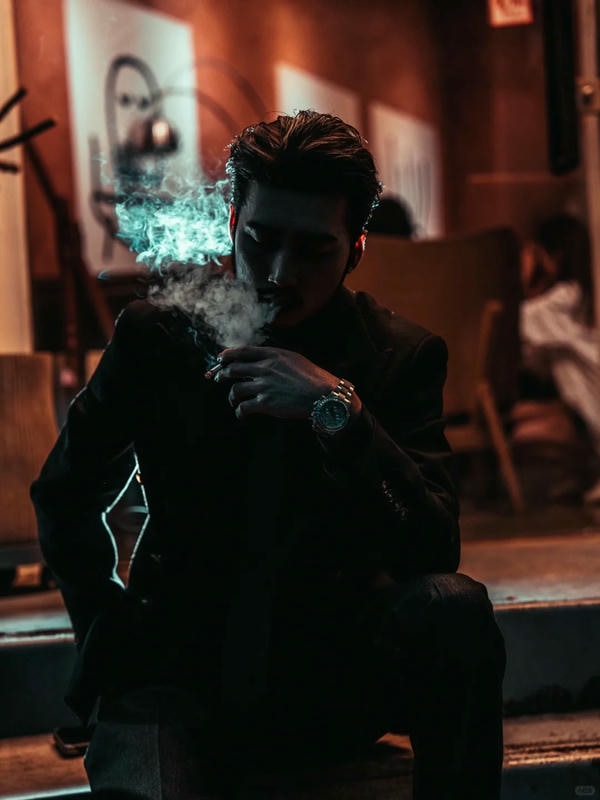 ảnh hút thuốc buồn 25