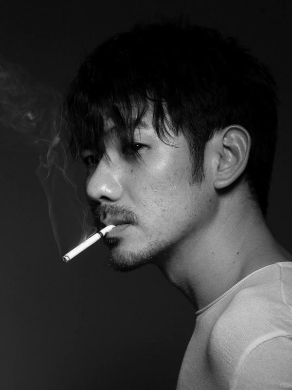 ảnh hút thuốc cực chất