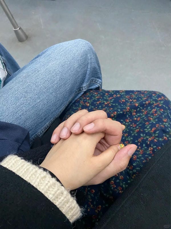 ảnh nắm tay người yêu (22)