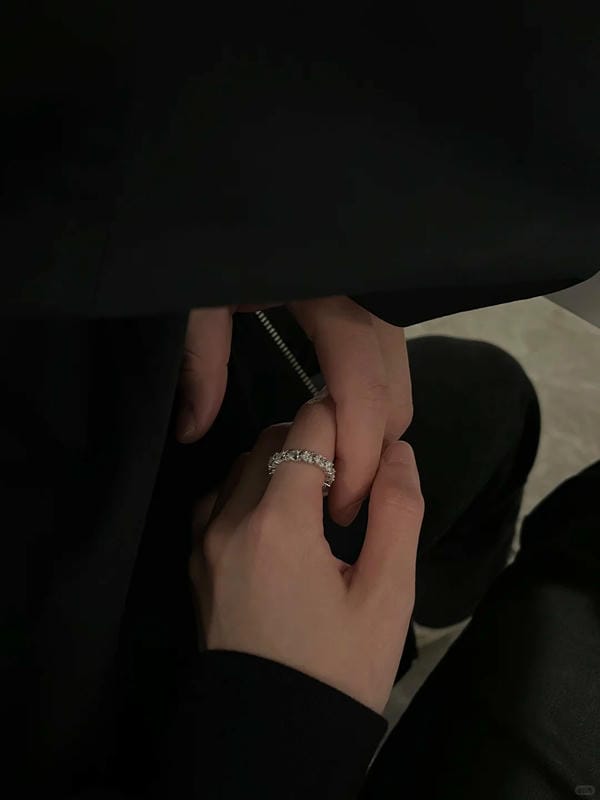 ảnh nắm tay người yêu (6)