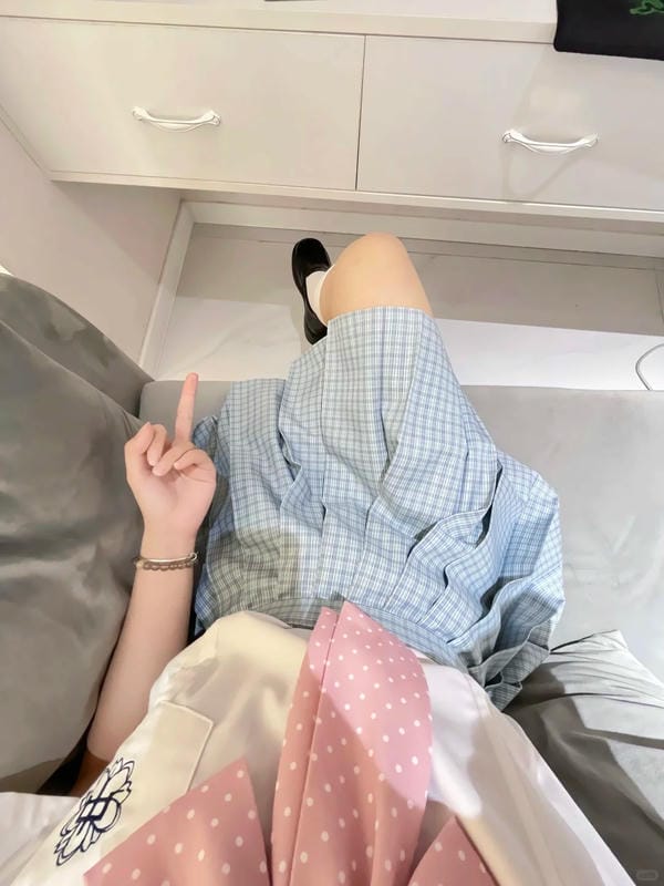 ảnh ngón giữa 21