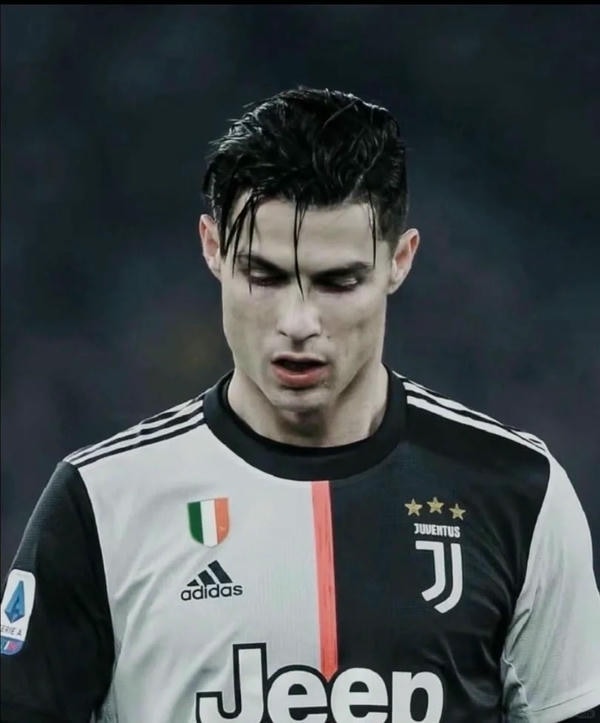 ảnh ronaldo ngầu 17