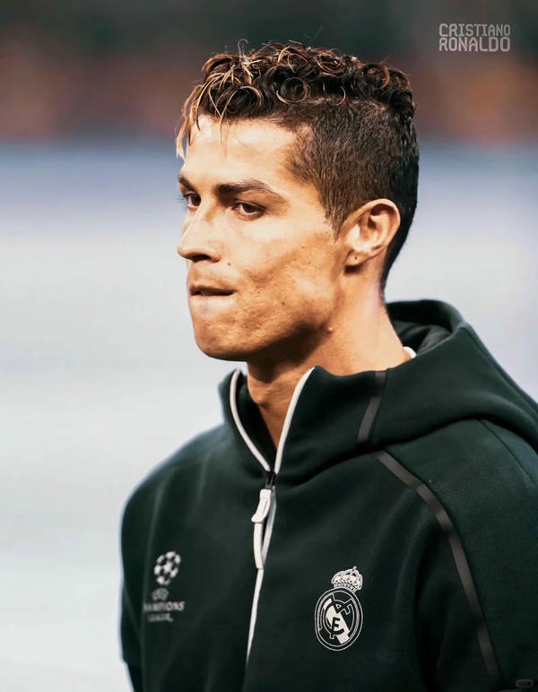 ảnh ronaldo ngầu 18