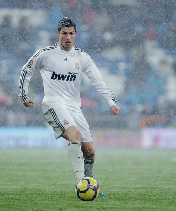 ảnh ronaldo ngầu 21