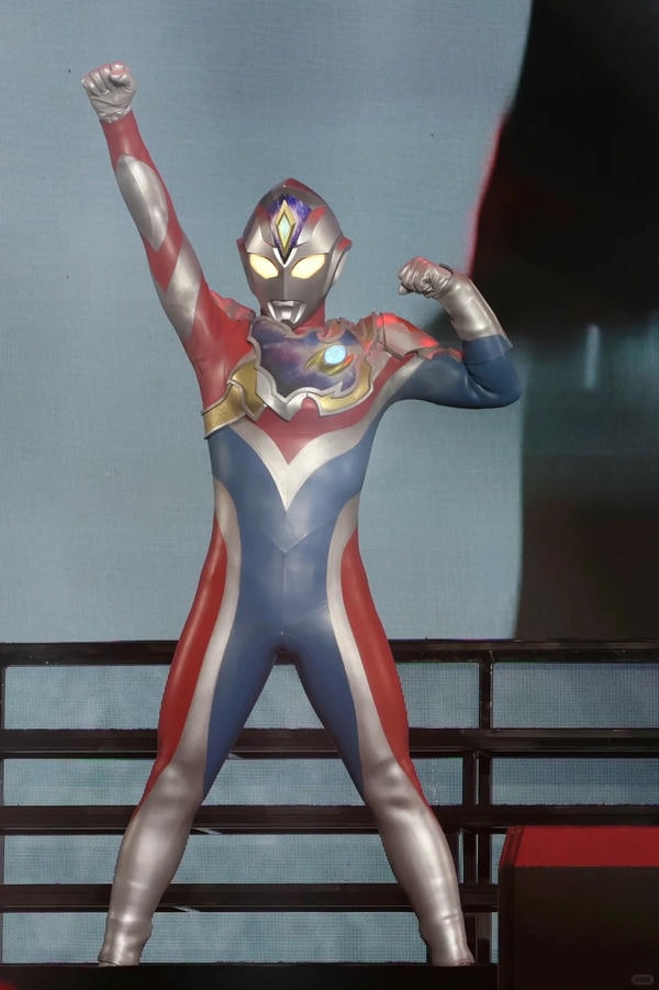 ảnh siêu nhân điện quang 18